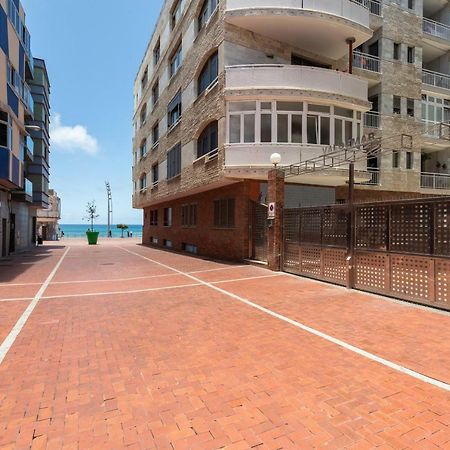 Surf Beach Canteras -Parking-Wifi By Canariasgetaway لاس بالماس دي غران كاناريا المظهر الخارجي الصورة